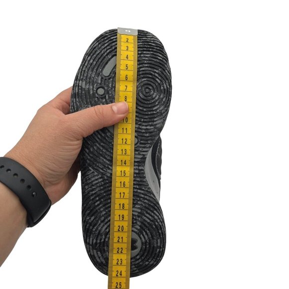 Under Armour Youth Boys Basketball Shoes Size 4Y Gray Black Lace Up Sneakers - Picture 12 of 16